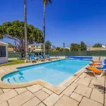 Vila Damasco By